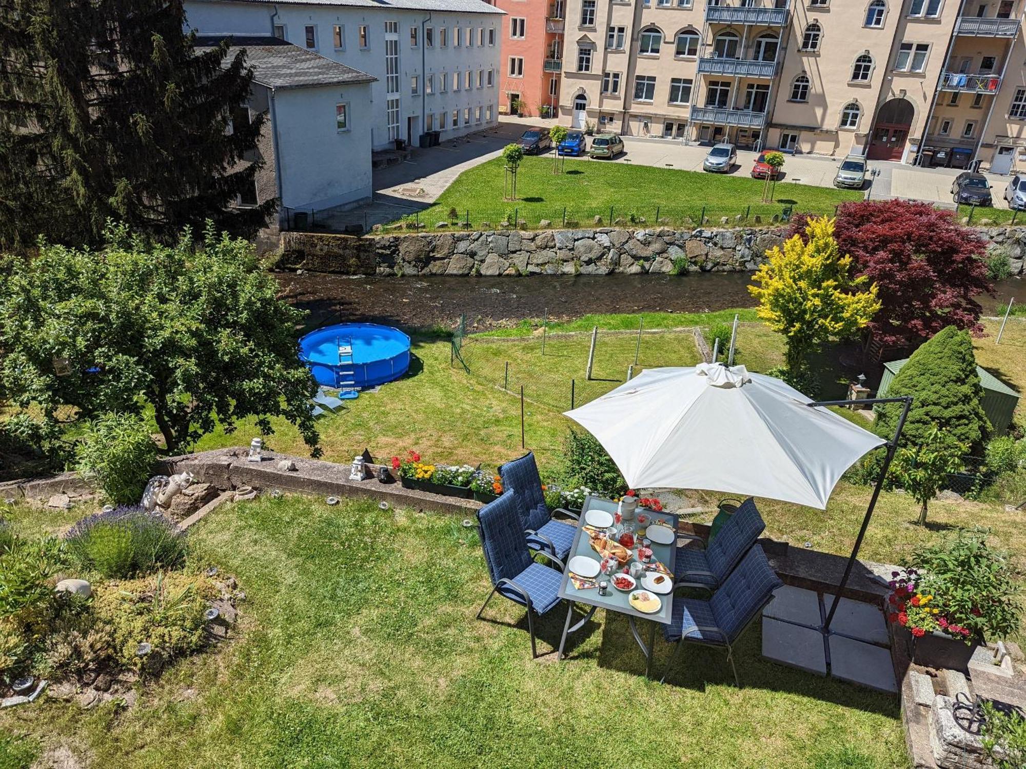 Zi1 - Urlaubsmagie - Erholung Mit Whirlpool & Sauna Sebnitz Luaran gambar